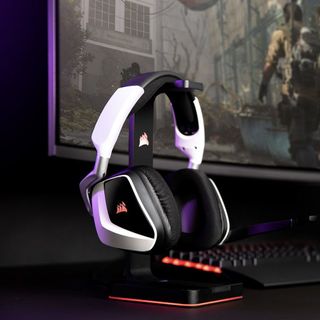 Combine the Corsair Void RGB Elite headset and the ST100 RGB stand