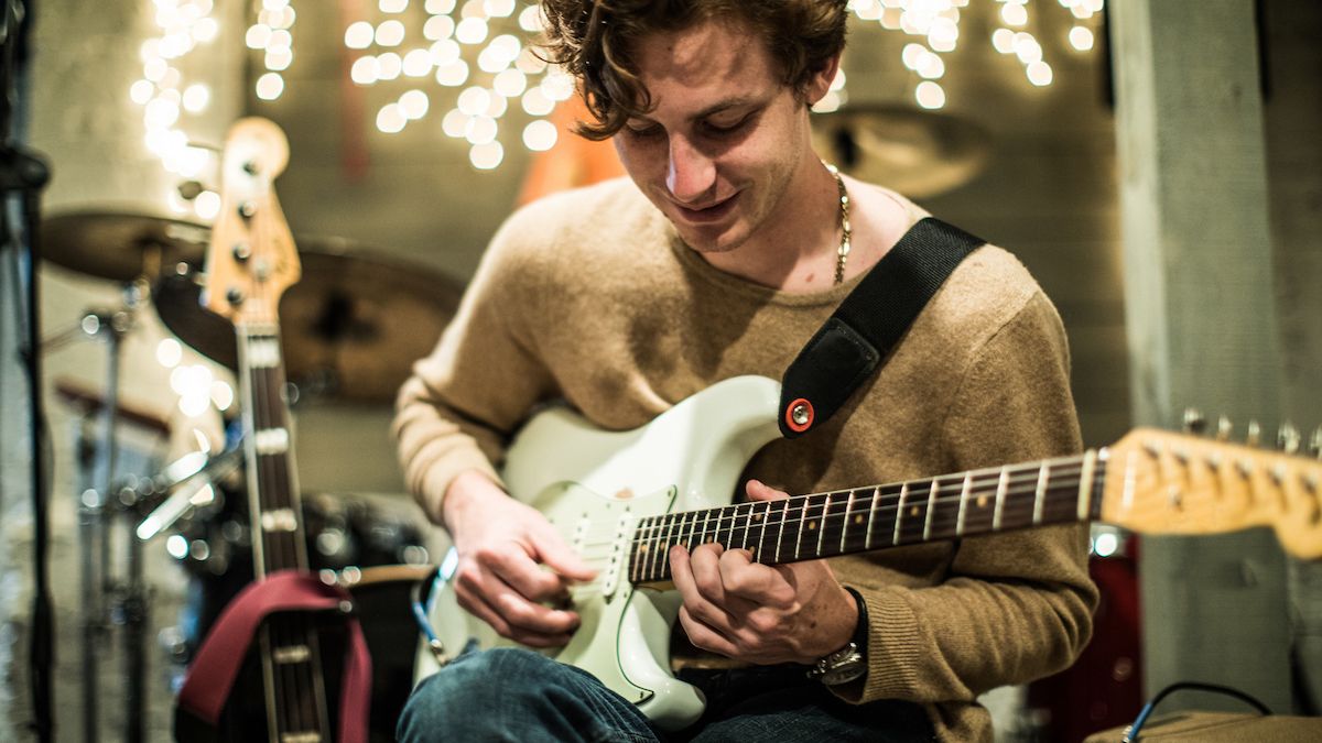 Coated vs uncoated guitar strings What’s the difference? MusicRadar