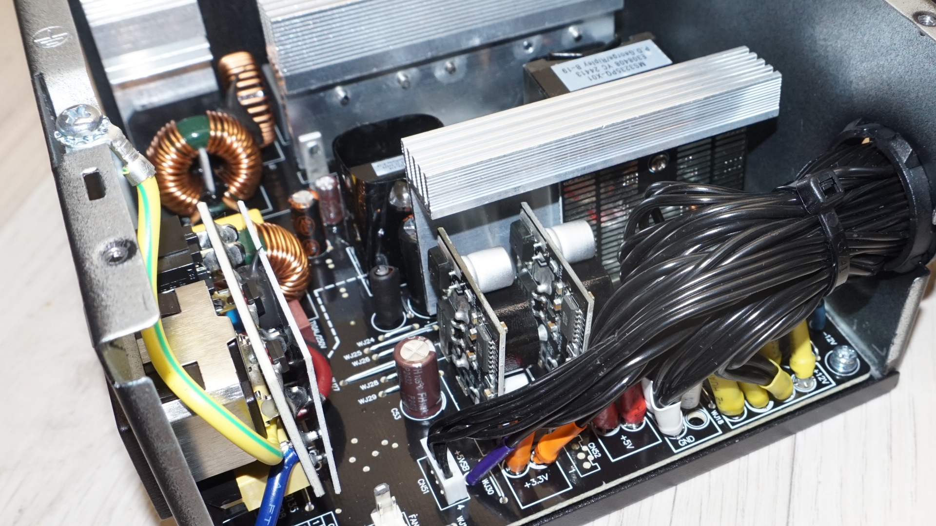 Gigabyte P650G 650W PSU
