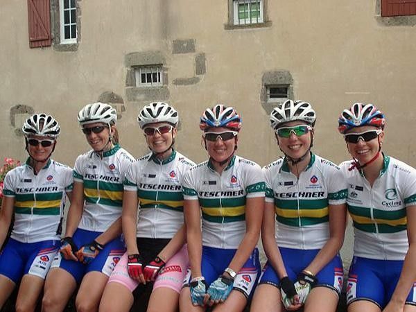 The team: Ruth Corset, Leonie Burford, Louise Kerr