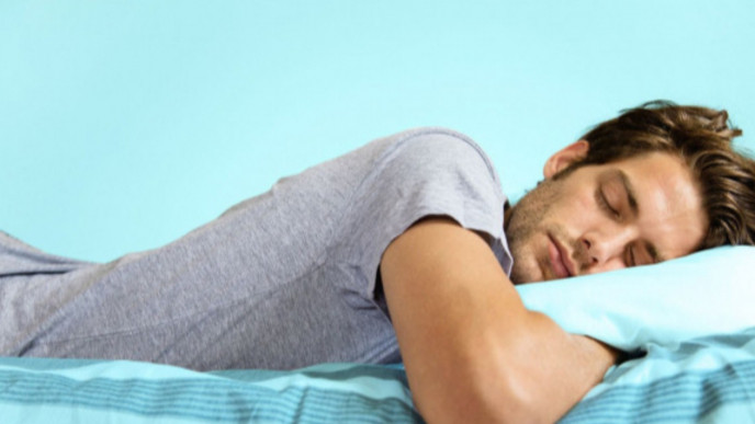 This is the best position to sleep in to wake up feeling good