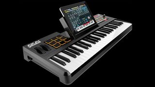 14. Akai Synthstation 49