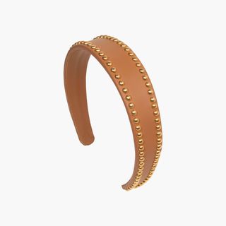 c5dMh9PAU99ZqwfUKn9R4b-320-80 ما الذي يرتديه الجنرال Z للمكتب بالفعل
