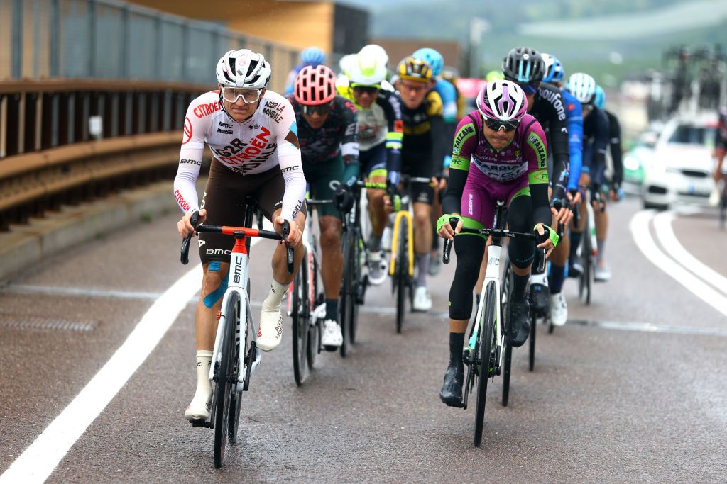 LAVARONE ITALY MAY 25 Felix Gall of Austria and AG2R Citroen Team competes in the breakaway during the 105th Giro dItalia 2022 Stage 17 a 168 km stage from Ponte di Legno to Lavarone 1161m Giro WorldTour on May 25 2022 in Lavarone Italy Photo by Michael SteeleGetty Images