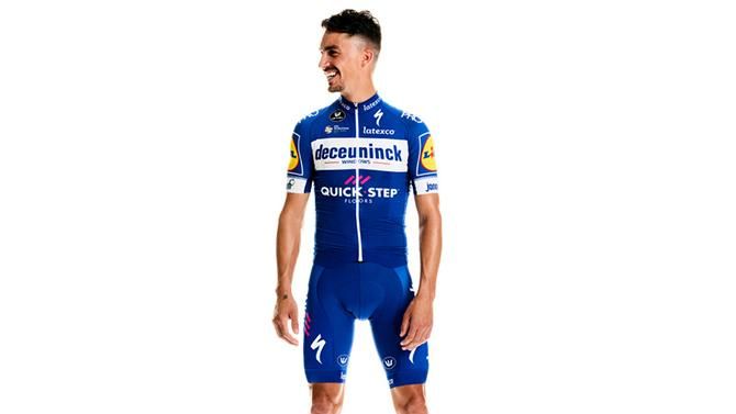 Quick-Step kept the same look for new title sponsor Deceuninck