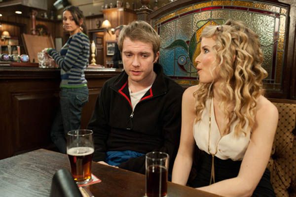 Corrie&#039;s Michelle: Tina loves seeing Tommy squirm!