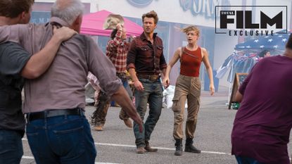 Glen Powell and Daisy Edgar-Jones in Twisters