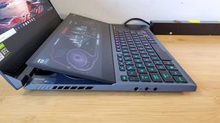 Asus ROG Zephyrus Duo 15 GX550
