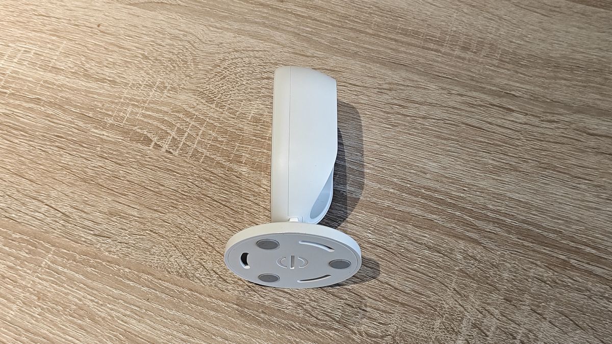wiz indoor camera