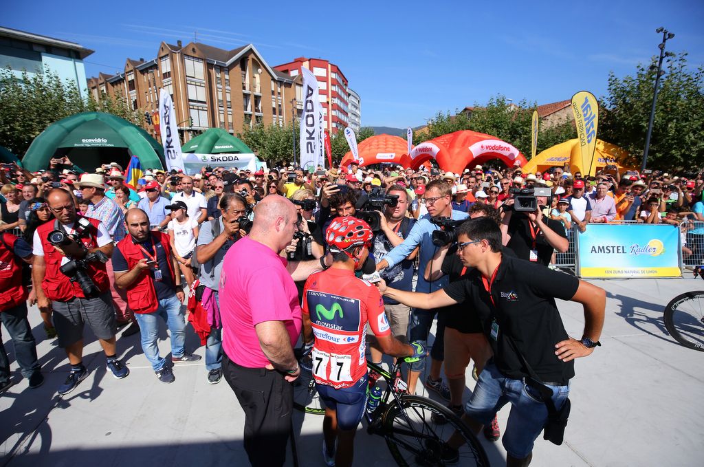 Nairo Quintana (Movistar) with the press before the stage