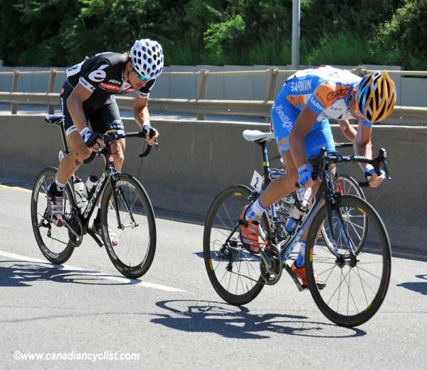 Dominique Rollin (Cervelo Test Team) follows Christian Meier (Garmin-Transitions).