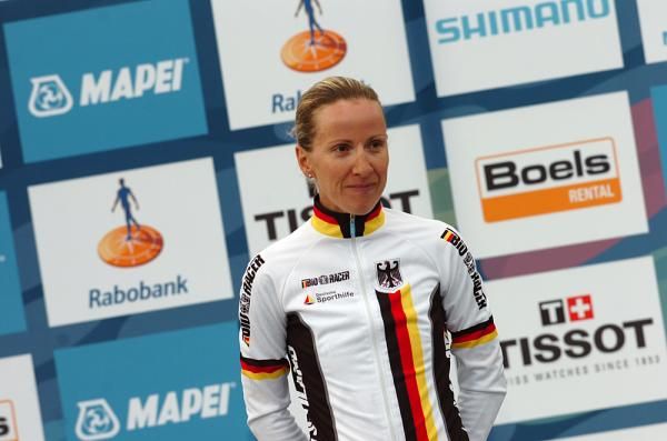 Judith Arndt (Germany) prepares to receive her rainbow jersey