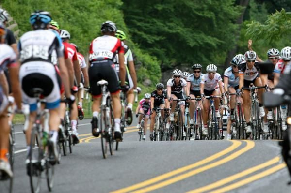 Things get a little crazy as the men and women criss-cross each other on the course.