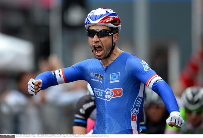 Nacer Bouhanni (FDJ) wins stage 7 at the Giro