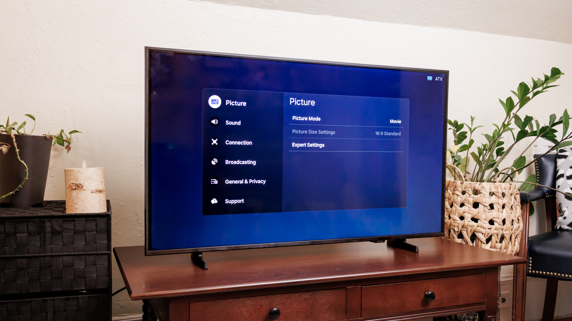 Picture settings for a Samsung F6000F LED TV.