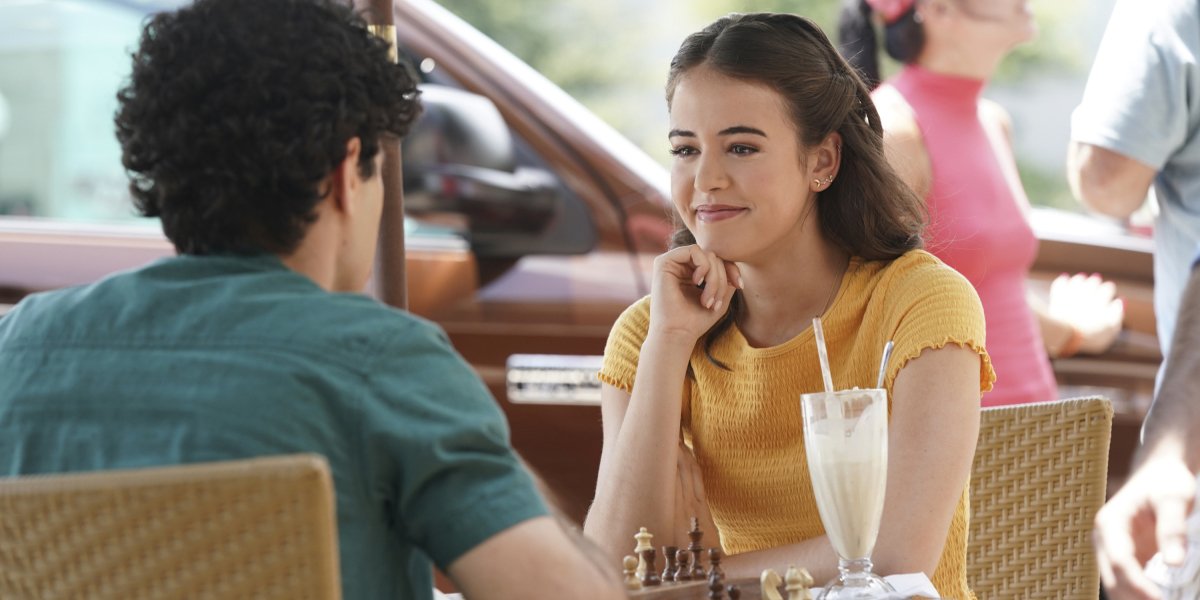 Legacies Season 2 2019 premiere Landon and Josie play chess