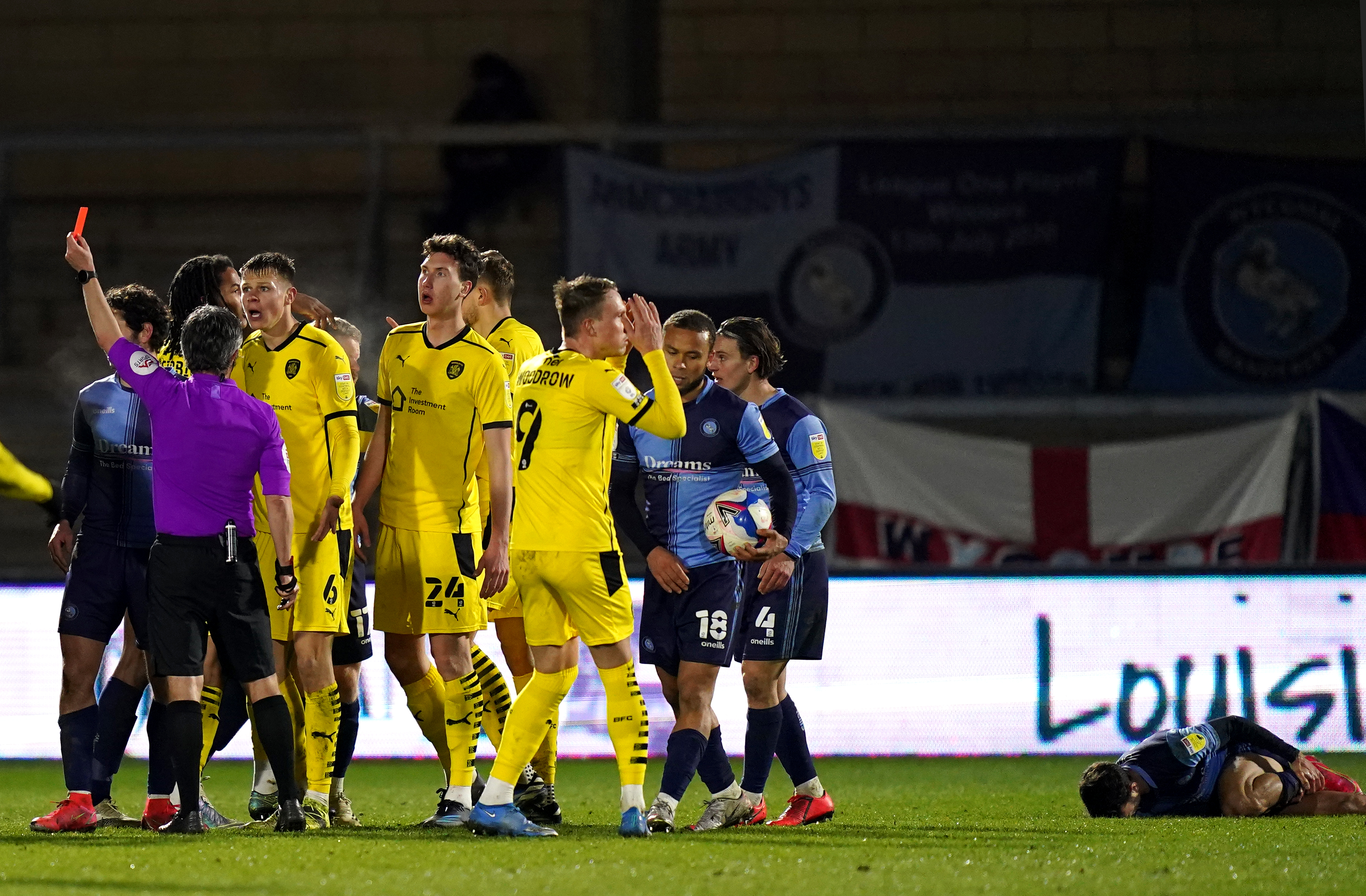 Wycombe Wanderers v Barnsley – Sky Bet Championship – Adams Park