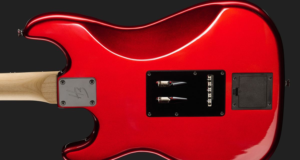 Harley Benton ST JAM-ster: The new high-performance S-style from the budget gear giant comes in metallic red and gray finishes with black pickguards and vibrato.