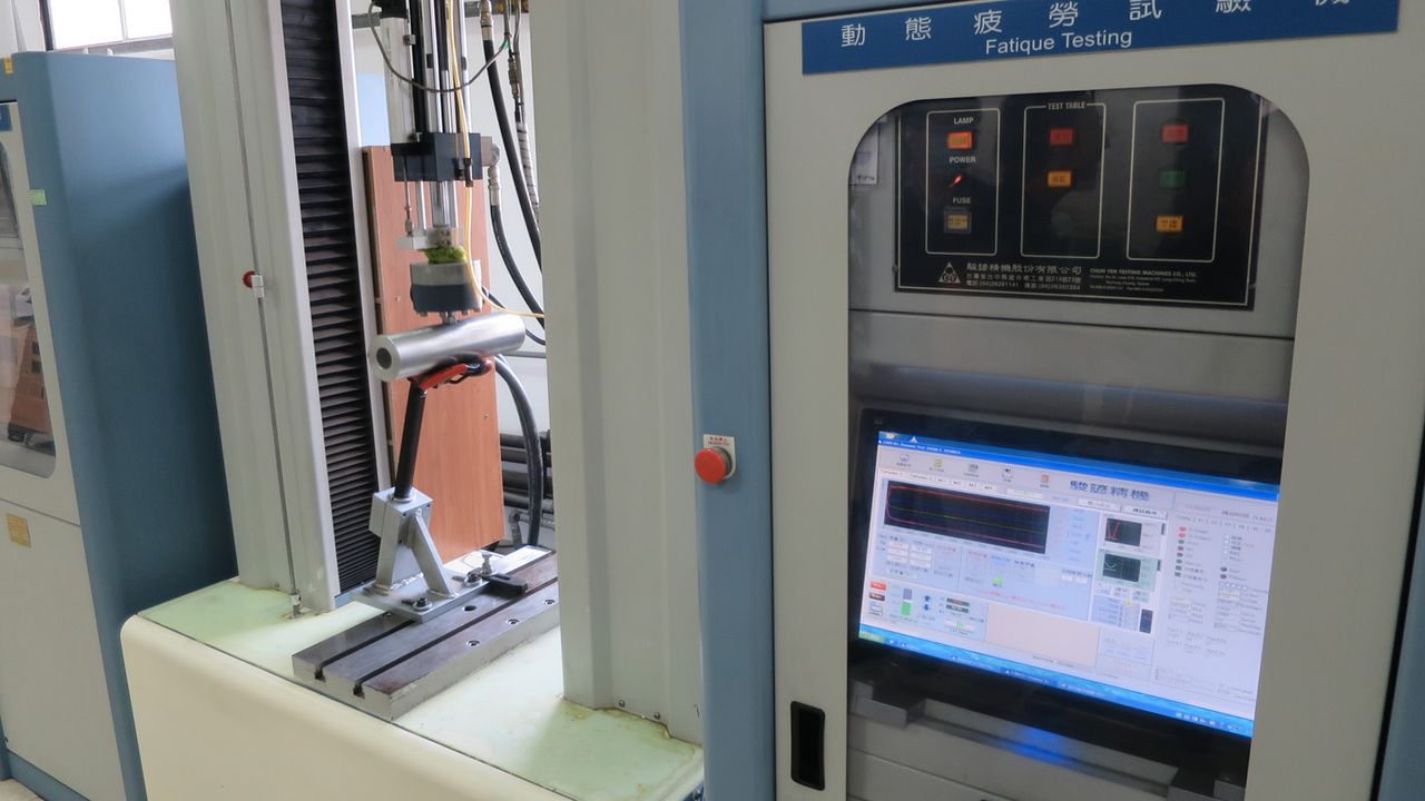 This fatigue tester emulates a lifetimes worth of use in a few hours