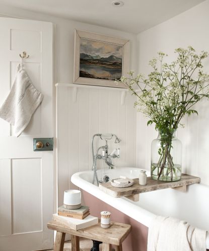 Farmhouse small bathroom ideas — 7 rustic and relaxing tips | Real Homes
