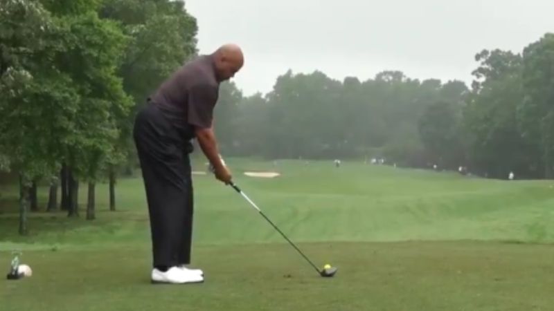 Charles Barkley&#039;s improved golf swing