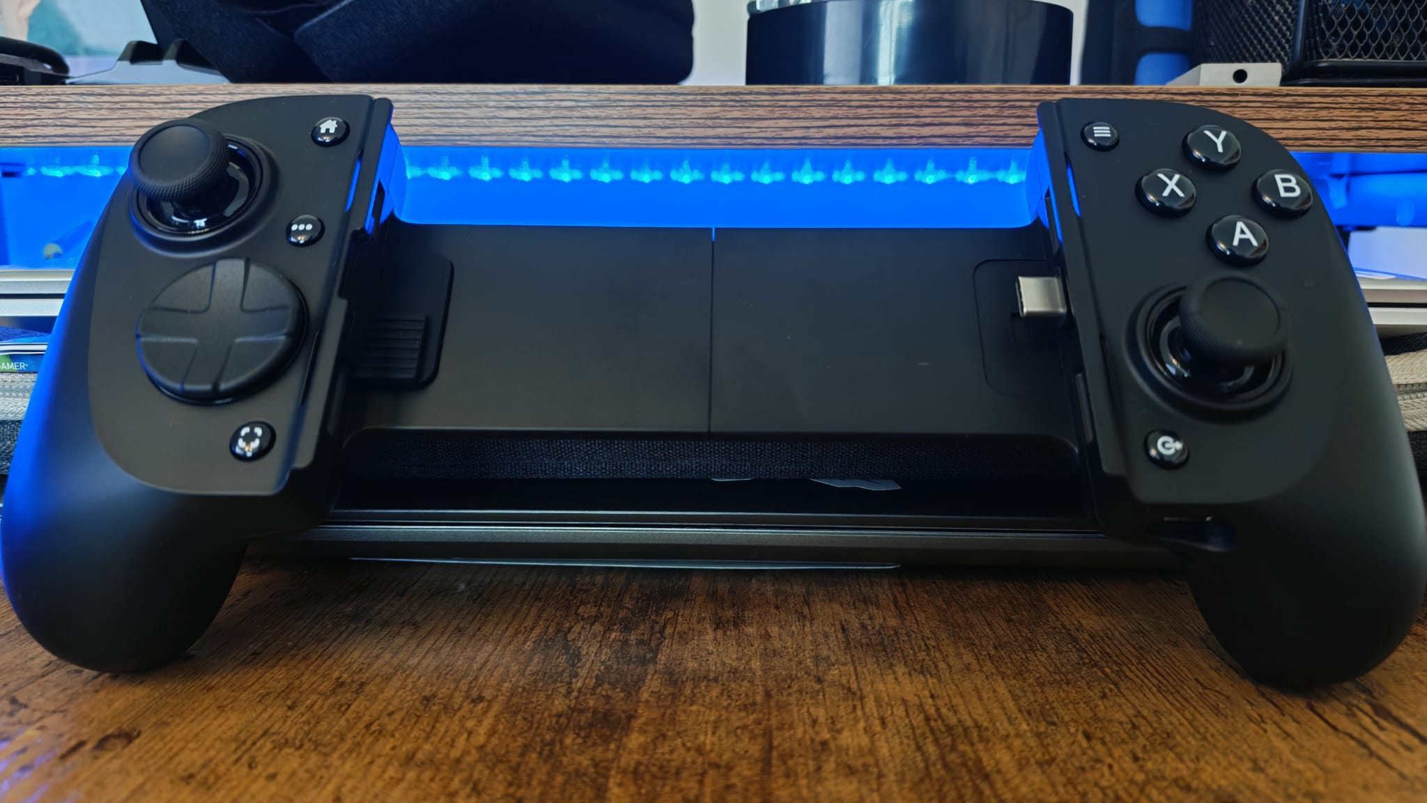 A close up of the Razer Kishi V3 Pro