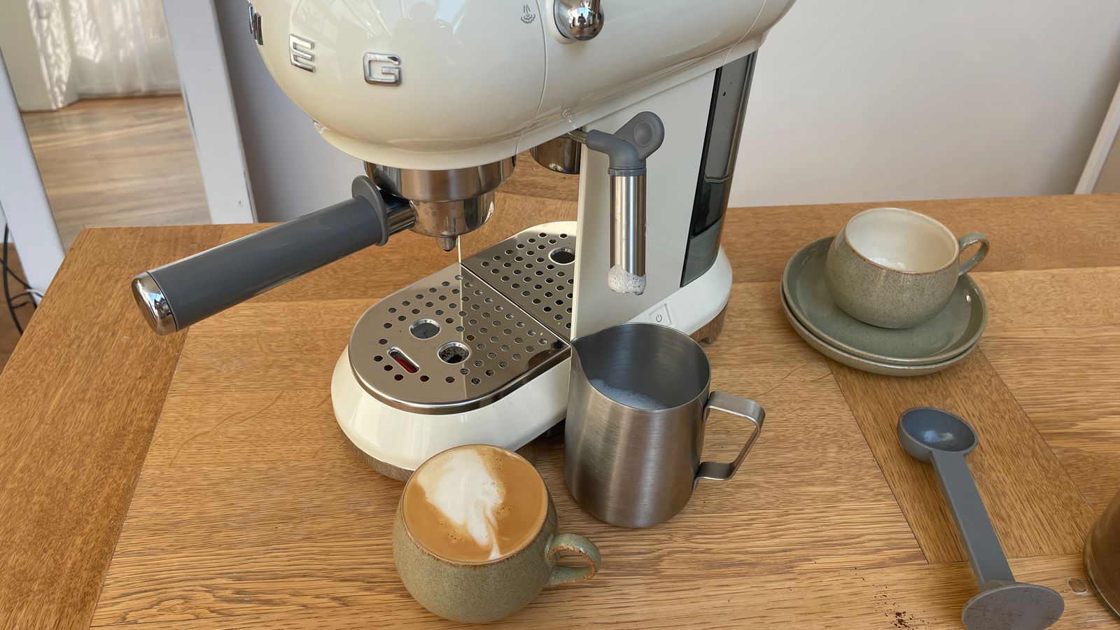 Smeg Espresso Machine ( ECF01) review Homes & Gardens