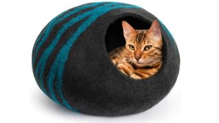 Meowfia Premium Felt Cat Cave luxury cat bed