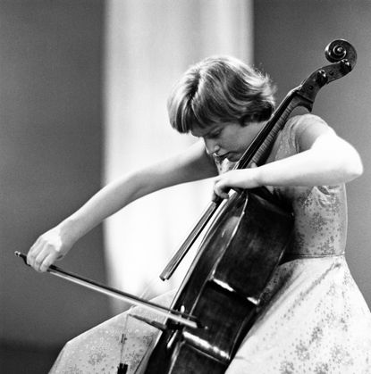 British cellist Jacqueline Du Pre performs, 1962. Photo by Hulton-Deutsch/Hulton-Deutsch Collection/Corbis via Getty Images