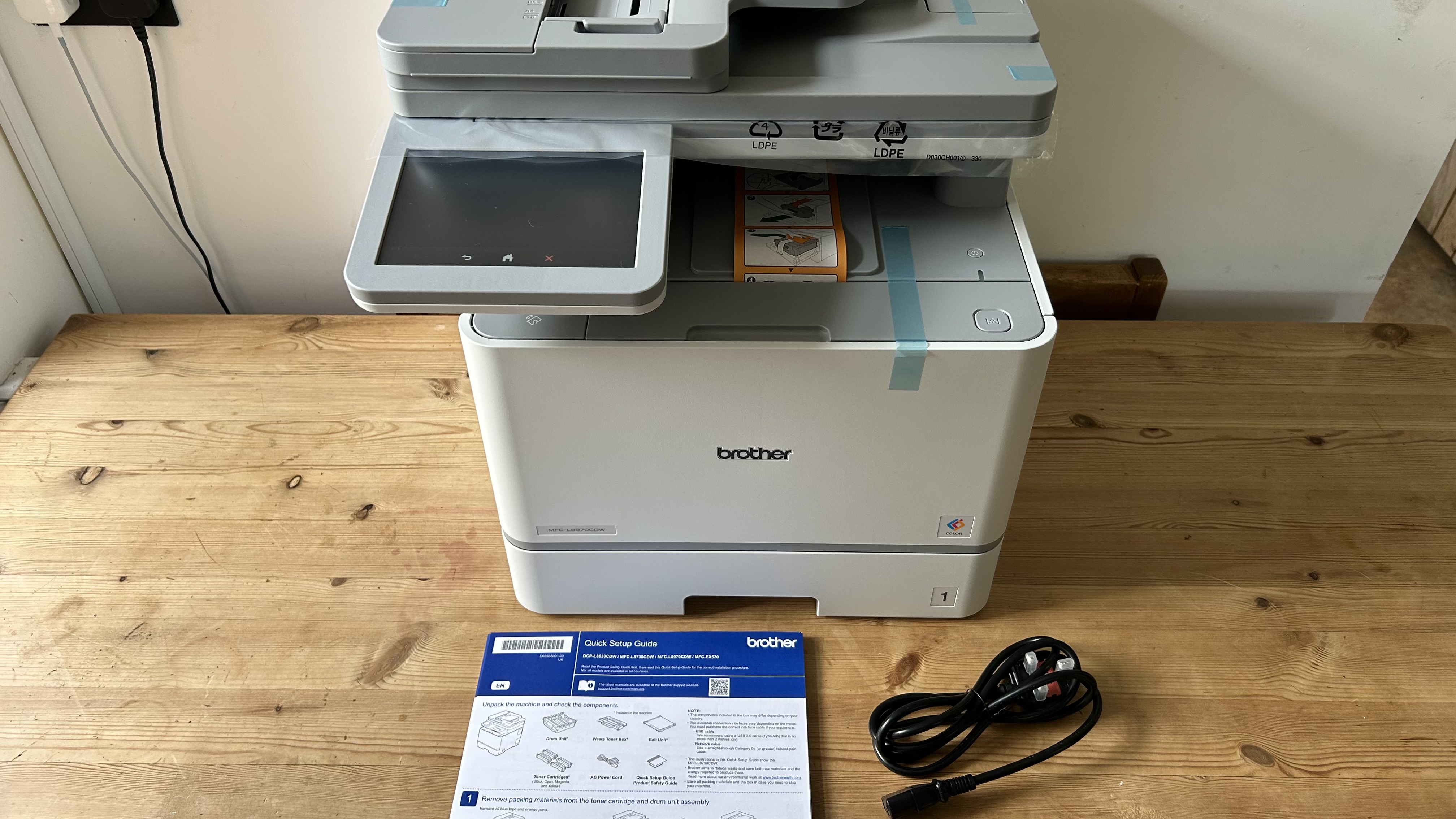 Una Brother MFC-L8970CDW de oficina en casa durante nuestras pruebas