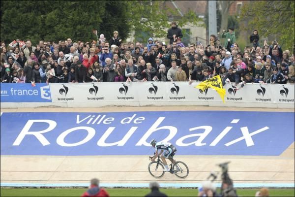 Tom Boonen is reminded where he is