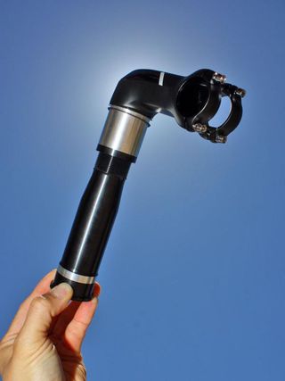 The new OPI stem is lighter than last year's version and yet offers 15mm of height adjustment plus a more knee-friendly design.