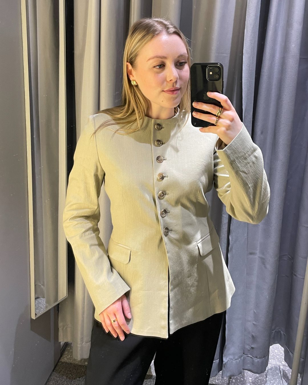 @florriealexander for Who What Wear UK