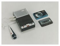 Philips compact cassette recorder 1963
