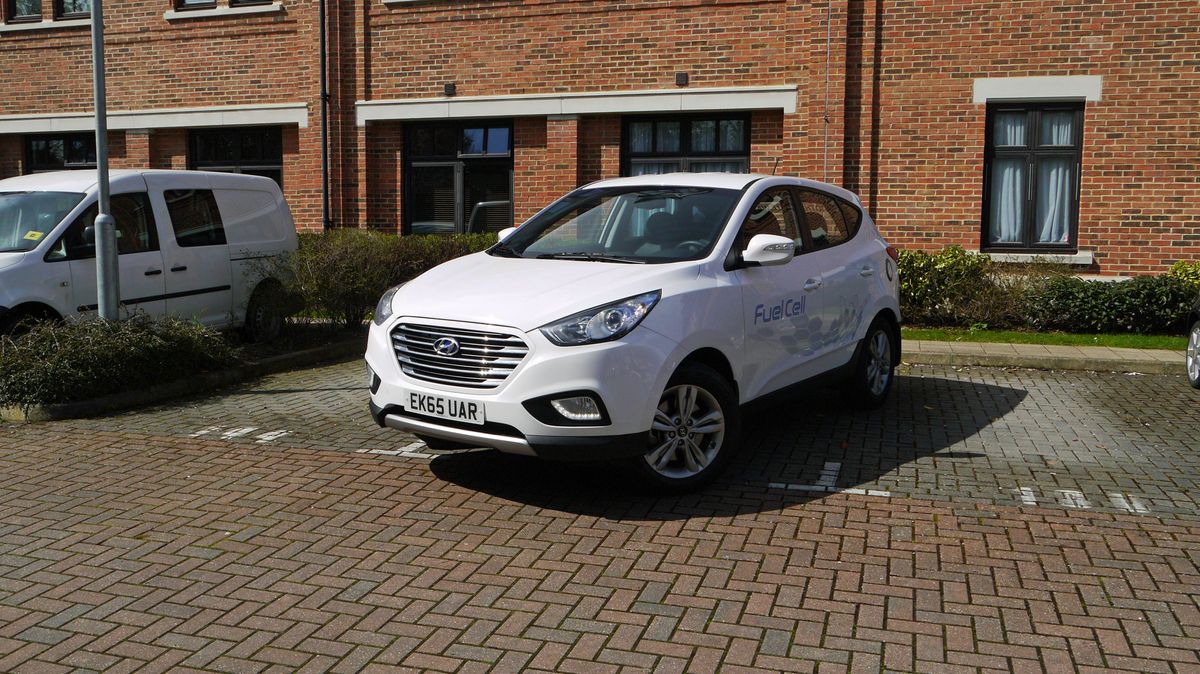 Hyundai ix35 Fuel Cell: the future driven today