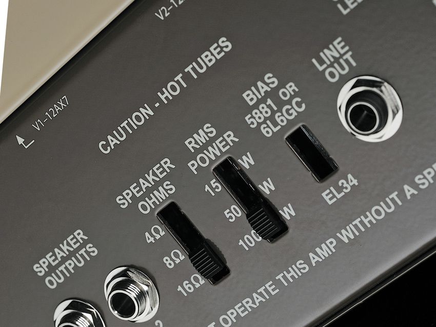 The amp has three power options.
