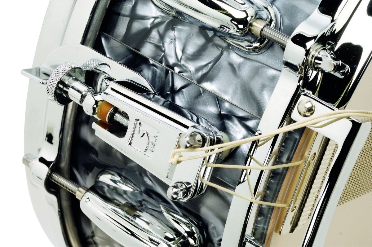 The double-ended Sound King lugs date back to the mid-'50s.