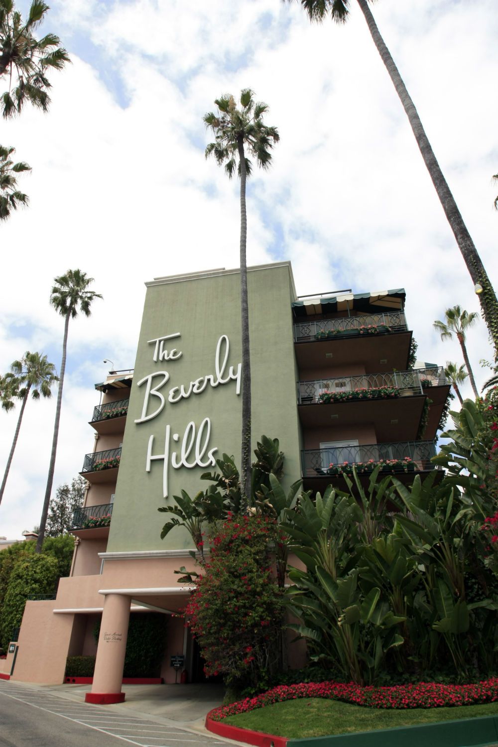 Easy Escapes: Beverly Hills Hotel | Marie Claire UK
