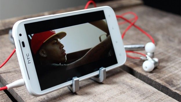 HTC Sensation XL Hands-on
