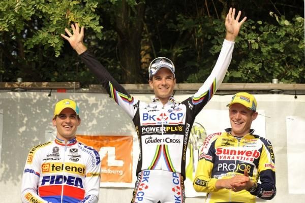 Niels Albert (BKCP Powerplus) on the podium in Neerpelt.