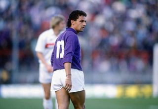 Robert Baggio in action for Fiorentina in the 1987/88 season.