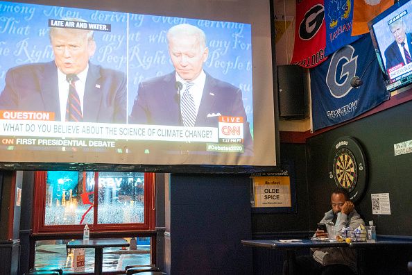 A bar in Washington state shows the debate.