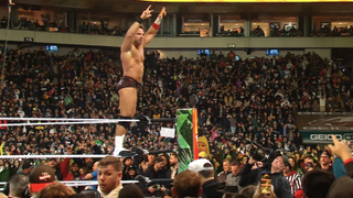 la knight celebrating his wwe win with the crowd