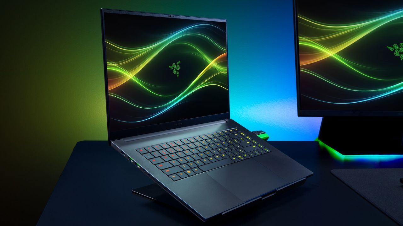 Razer's brand new Blade 16 gaming laptop manages to swerve RAMageddon with the same MSRP as last year