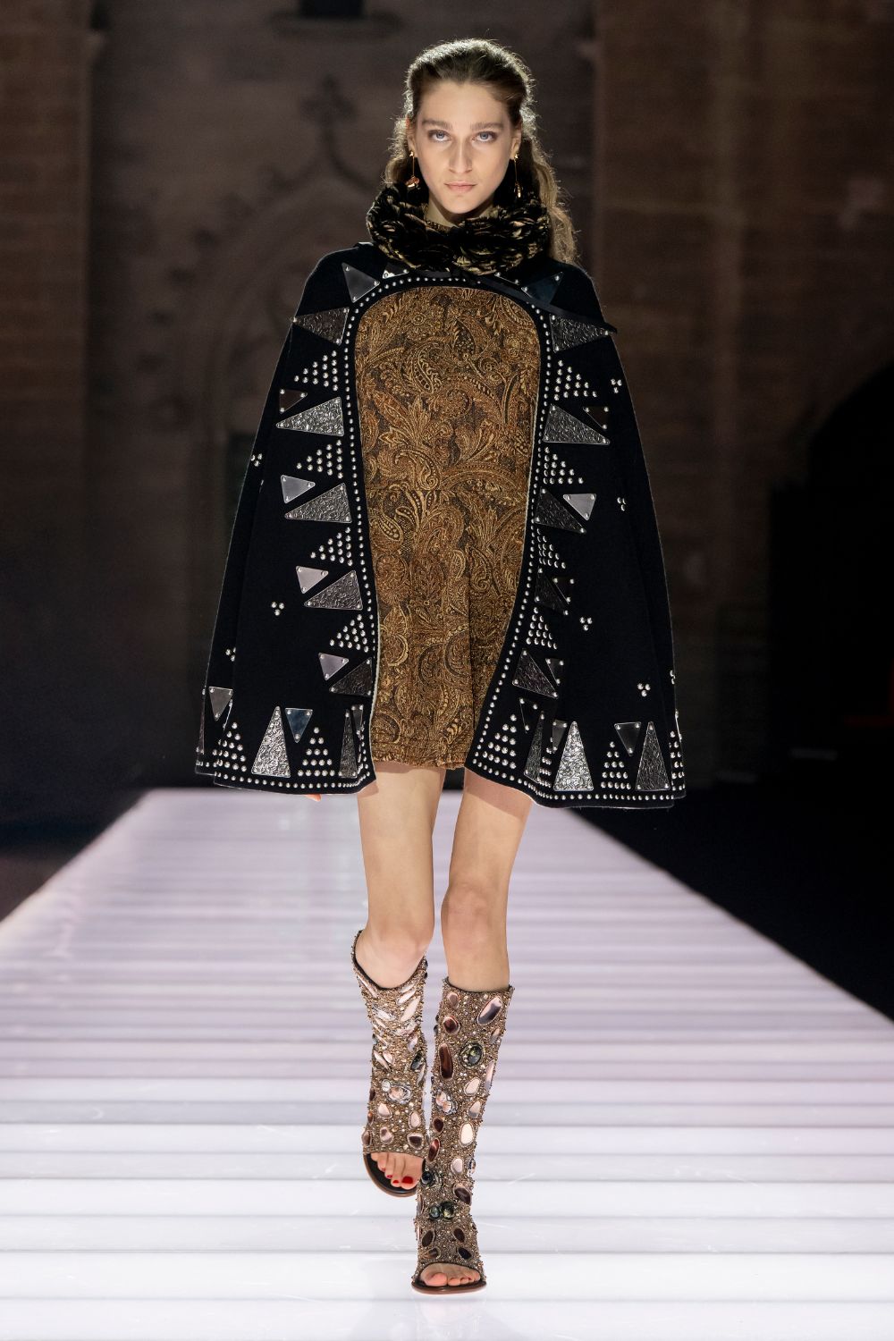 louis vuitton cruise 2026 show