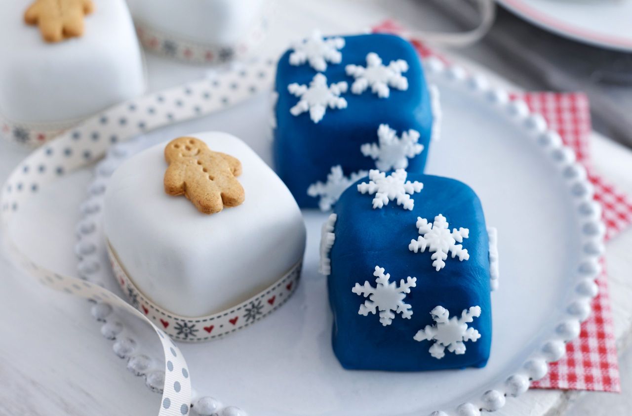 Mini snowflake and gingerbread men squares