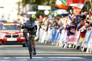 Amanda Spratt rounds out the medals