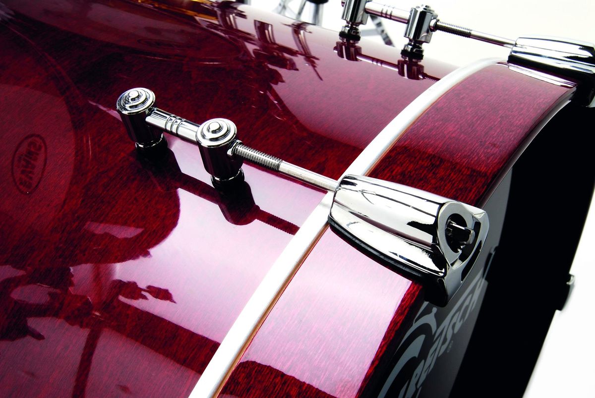 Low-mass tube lugs.