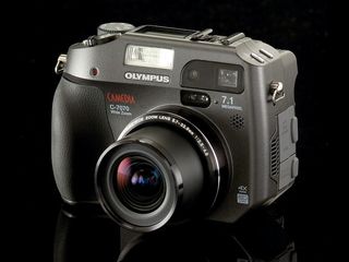 Olympus Camedia C-7070 review | TechRadar