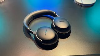 Bose QuietComfort Ultra Headphones in black